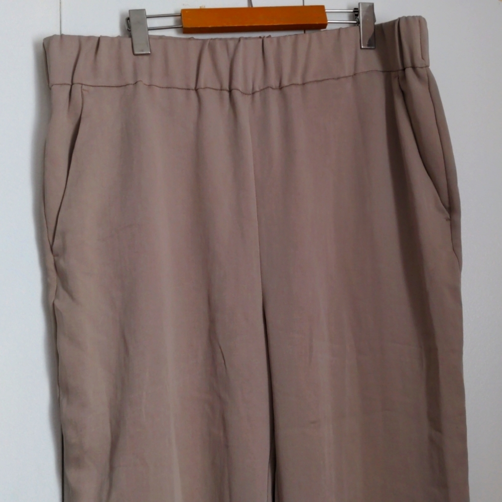 Wide leg pull on trousers